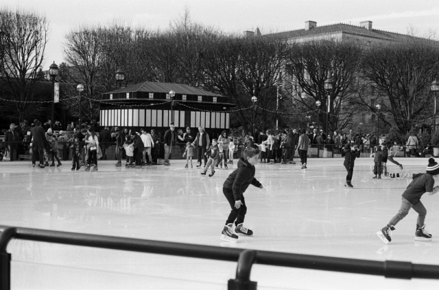 05_IceSkating